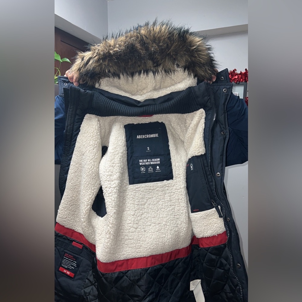 Abercrombie men’s small parka